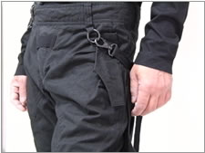 ヤスユキイシイ122205black３連ヒップバッグ付きカーゴパンツ