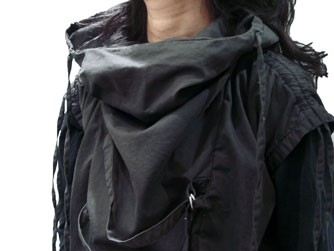 ヤスユキイシイ161514ドレープノースリーブパーカ